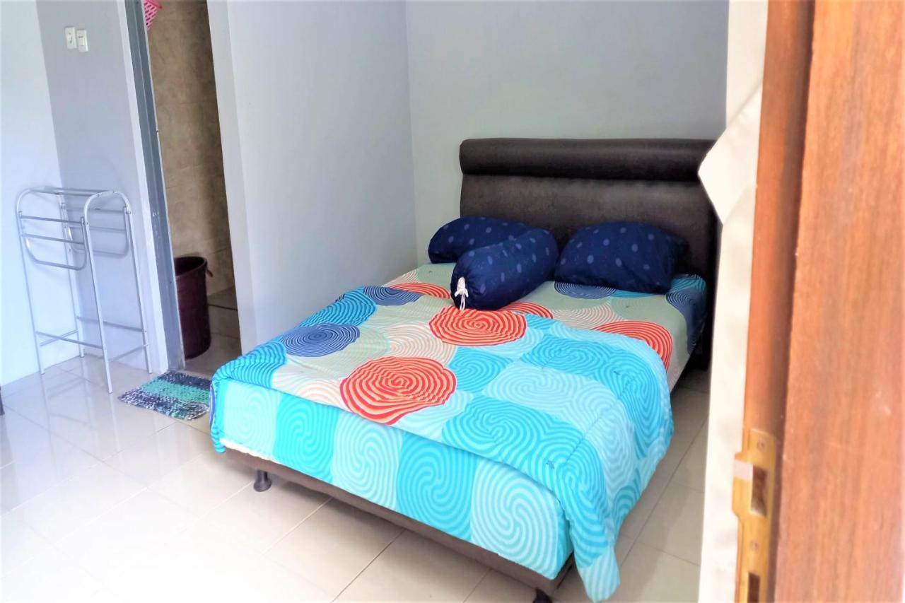 Nabila Syar'I Guest House Padalarang Экстерьер фото